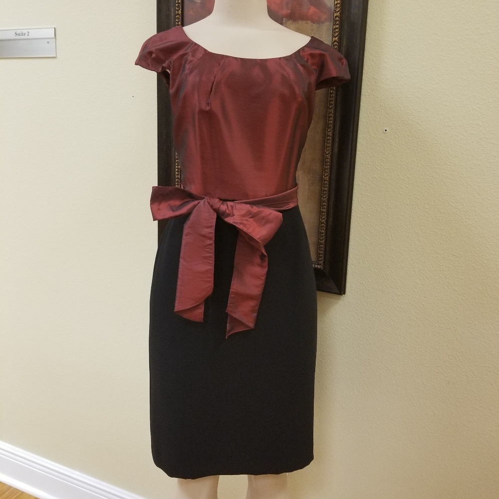 Alex Marie Dress size 6 2 tone burgundy black Sz 6
